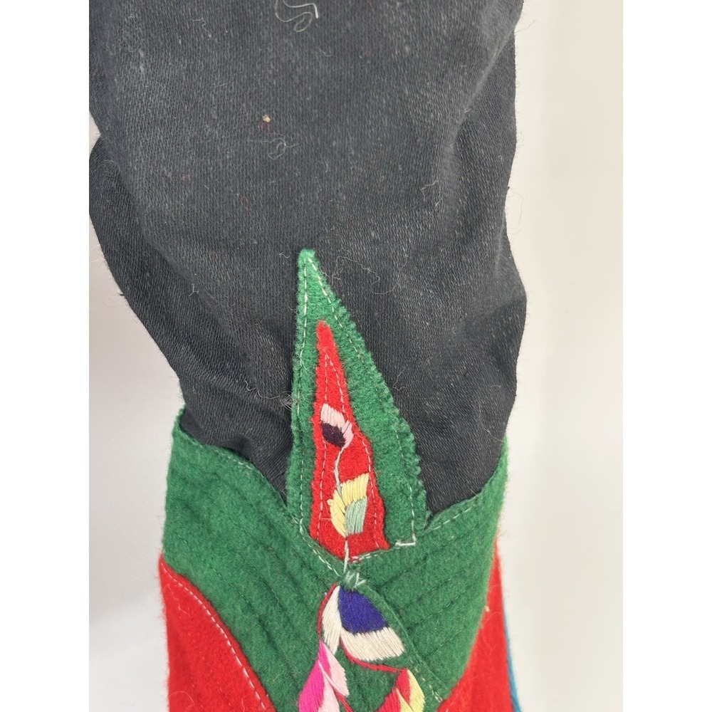 Vintage 1960s Tibetan Felt Hand Embroidered Felt Boots Boho Mongolian Himalayan - Picture 3 of 16